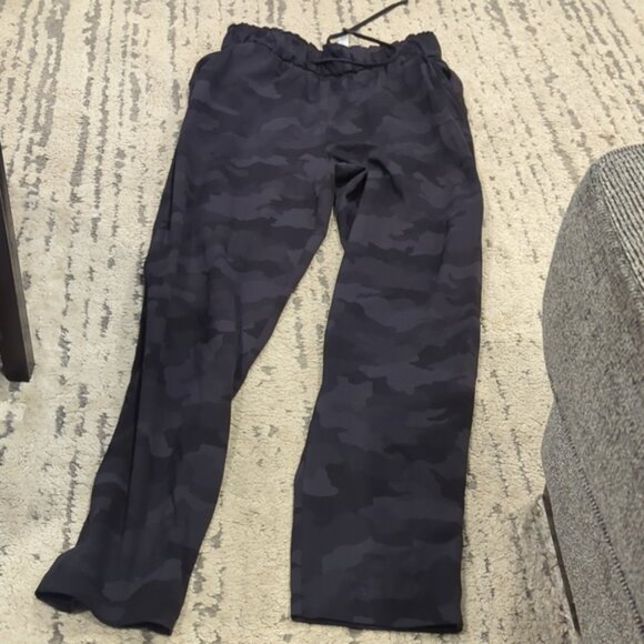 Lululemon Keep Moving Pant 7/8 High-Rise Heritage 365 Camo Deep Coal Multi - Picture 9 of 11